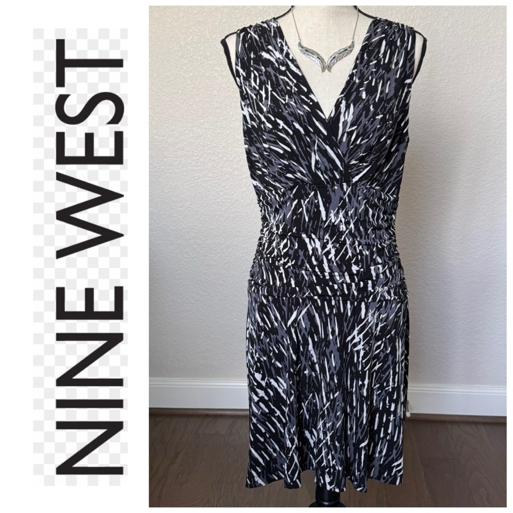 Nine West Sleeveless V Neck A-line Dress